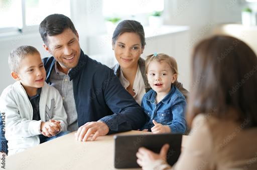 Understanding Community Banking: How it Benefits Your Family